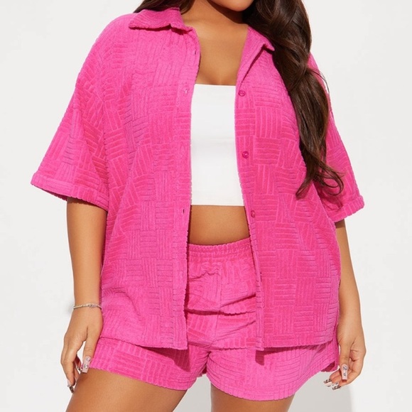 NWT 2pc Terry Cloth Short Set - Pink - Size Small - Picture 4 of 4